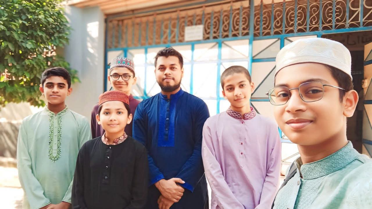 একাডেমির প্রথমদিকের শিক্ষার্থীদের একটি স্মৃতি ❤️